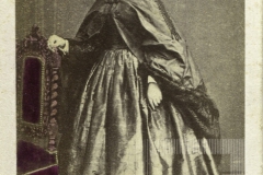 Mulher posando para foto