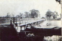Ponte da represa de Coruputuba