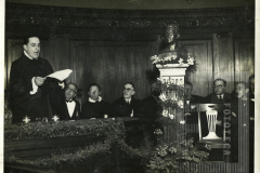 Cesar Salgado fazendo discurso