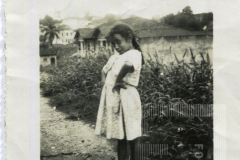 Menina de vestido