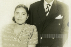 Casal posando para foto