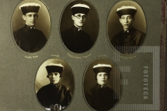 Álbum de Formatura-Escola de Fármácia e Odontologia de Pindamonhangaba Farmacolandos de 1927