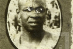 Retrato de homem com moldura de esporte