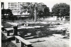 Pátio antes da reforma na escola Alfredo Pujol