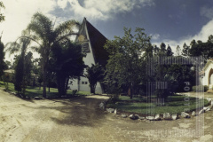 Vista externa da Igreja Sagrados Corações