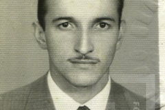Homem de bigode