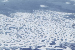 Paisagem pela janela de avião
