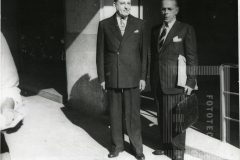 Cesar Salgado e figura masculina