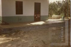 Foto frontal de sala de aula da escola da Aguada