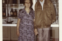 Casal de idosos visita o Museu de Pindamonhangaba