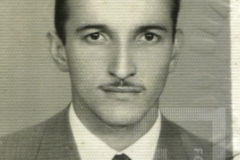 Homem de bigode