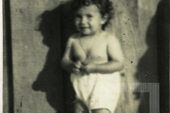 Bebê de bermuda