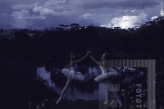 Duas Bailarinas