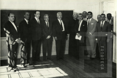 Homens Posando para Foto