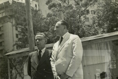 Cesar Salgado visitando obra