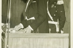 Cesar Salgado fazendo discurso