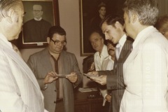 GERALDO ALCKMIN, DELFIM NETO E PESSOAS EM EVENTO