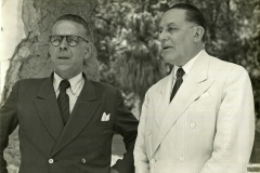 Cesar Salgado visitando obra