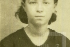 Mulher de cabelo médio