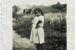 Menina de vestido
