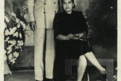 Casal posando para foto