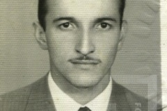 Homem de bigode