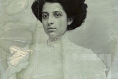 Mulher posando para retrato