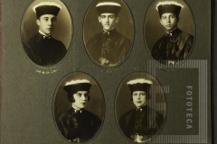 Álbum de Formatura-Escola de Fármácia e Odontologia de Pindamonhangaba Farmacolandos de 1927